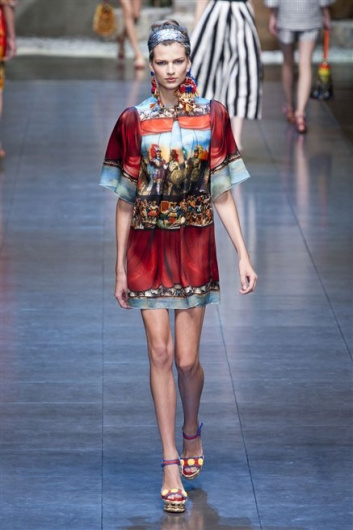 Fotoservizio/SS 2013/WOMEN/DOLCE & GABBANA/DP1/11