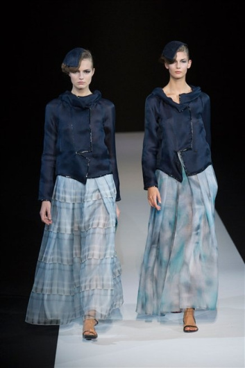 Fotoservizio/SS 2013/WOMEN/GIORGIO ARMANI/DP1/25