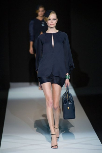 Fotoservizio/SS 2013/WOMEN/GIORGIO ARMANI/DP1/33
