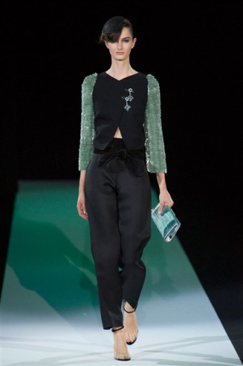 Fotoservizio/SS 2013/WOMEN/GIORGIO ARMANI/DP1/45