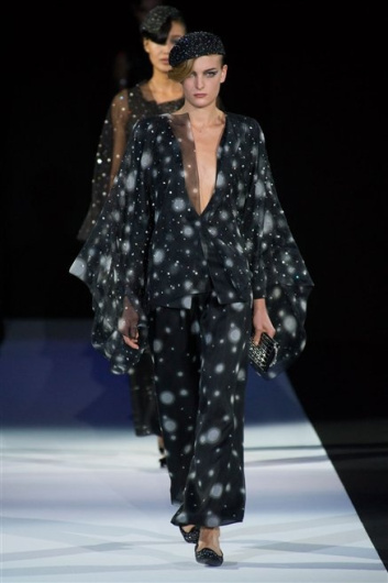 Fotoservizio/SS 2013/WOMEN/GIORGIO ARMANI/DP1/59
