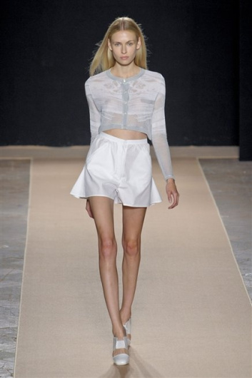 Fotoservizio/SS 2013/WOMEN/MARCO DE VINCENZO/DP1/4