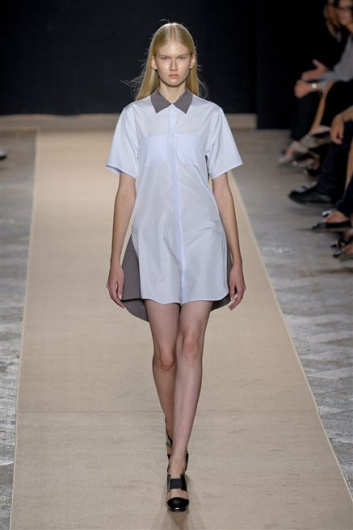 Fotoservizio/SS 2013/WOMEN/MARCO DE VINCENZO/DP1/13