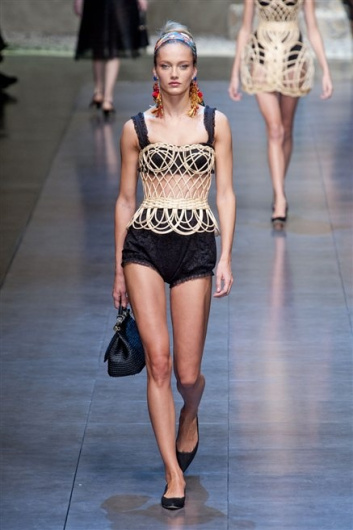 Fotoservizio/SS 2013/WOMEN/DOLCE & GABBANA/DP1/81