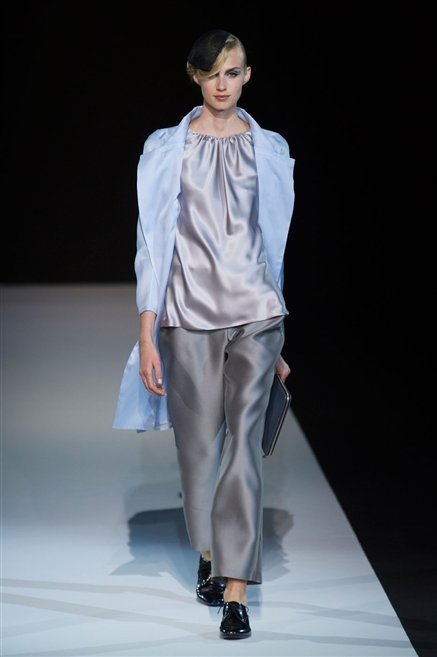 Fotoservizio/SS 2013/WOMEN/GIORGIO ARMANI/DP1/2