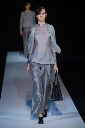 Fotoservizio/SS 2013/WOMEN/GIORGIO ARMANI/DP1/5