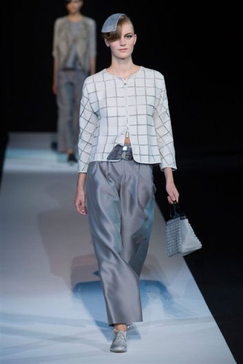 Fotoservizio/SS 2013/WOMEN/GIORGIO ARMANI/DP1/9