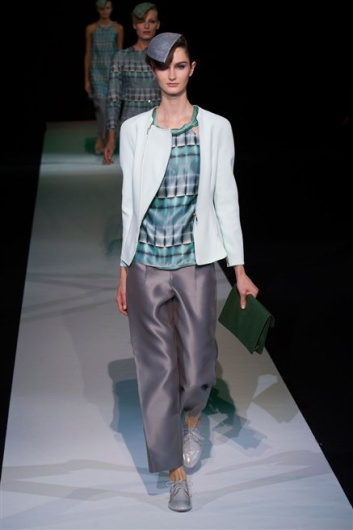 Fotoservizio/SS 2013/WOMEN/GIORGIO ARMANI/DP1/15