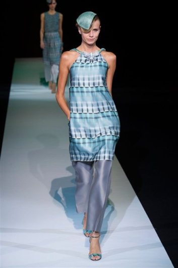 Fotoservizio/SS 2013/WOMEN/GIORGIO ARMANI/DP1/17