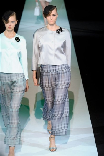 Fotoservizio/SS 2013/WOMEN/GIORGIO ARMANI/DP1/20
