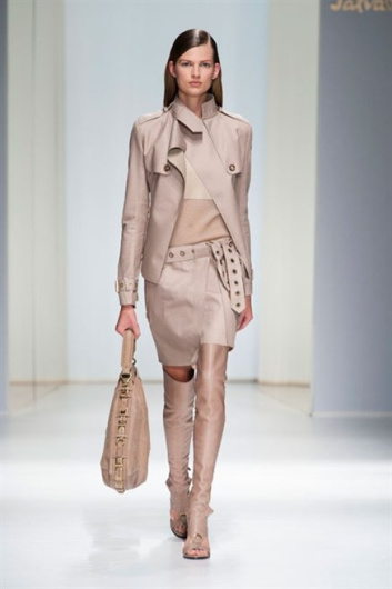 Fotoservizio/SS 2013/WOMEN/SALVATORE FERRAGAMO/DP1/4