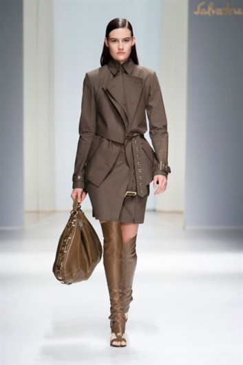 Fotoservizio/SS 2013/WOMEN/SALVATORE FERRAGAMO/DP1/7