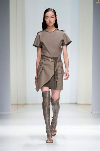 Fotoservizio/SS 2013/WOMEN/SALVATORE FERRAGAMO/DP1/8