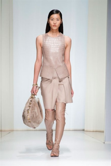 Fotoservizio/SS 2013/WOMEN/SALVATORE FERRAGAMO/DP1/17