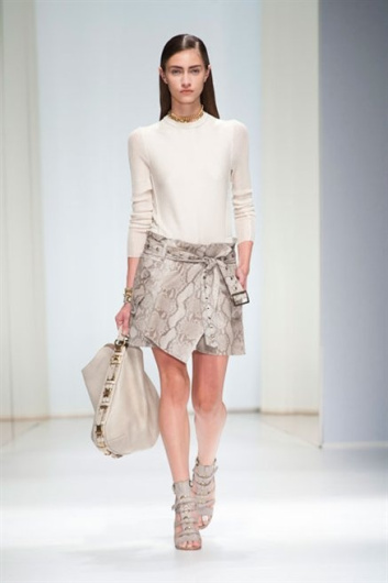 Fotoservizio/SS 2013/WOMEN/SALVATORE FERRAGAMO/DP1/19
