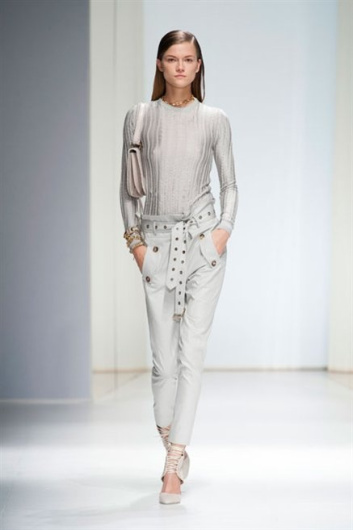 Fotoservizio/SS 2013/WOMEN/SALVATORE FERRAGAMO/DP1/26