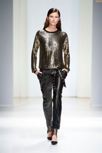 Fotoservizio/SS 2013/WOMEN/SALVATORE FERRAGAMO/DP1/29