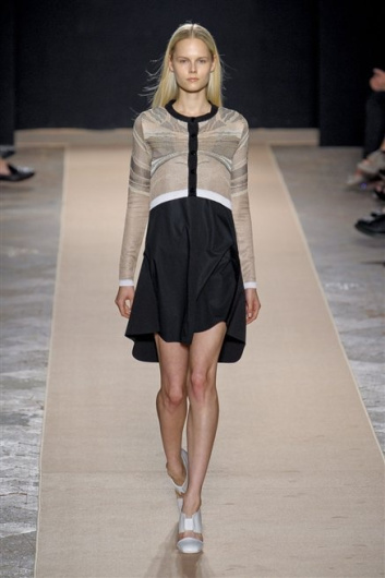 Fotoservizio/SS 2013/WOMEN/MARCO DE VINCENZO/DP1/22