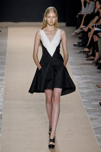 Fotoservizio/SS 2013/WOMEN/MARCO DE VINCENZO/DP1/30