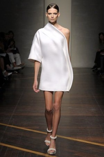 Fotoservizio/SS 2013/WOMEN/GIANFRANCO FERRE'/DP2/0