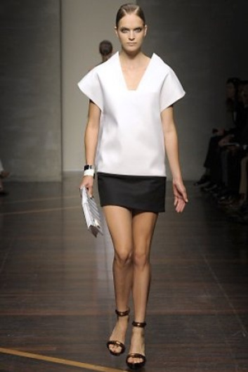 Fotoservizio/SS 2013/WOMEN/GIANFRANCO FERRE'/DP2/8