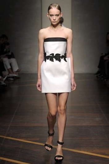 Fotoservizio/SS 2013/WOMEN/GIANFRANCO FERRE'/DP2/11