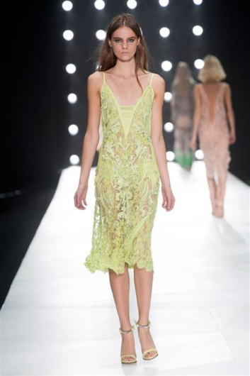 Fotoservizio/SS 2013/WOMEN/ROBERTO CAVALLI/DP1/10