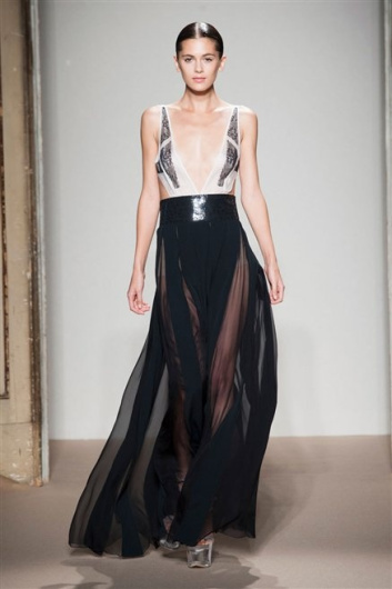 Fotoservizio/SS 2013/WOMEN/CRISTIANO BURANI/DP1/2