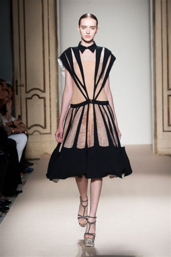 Fotoservizio/SS 2013/WOMEN/CRISTIANO BURANI/DP1/9
