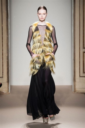 Fotoservizio/SS 2013/WOMEN/CRISTIANO BURANI/DP1/21