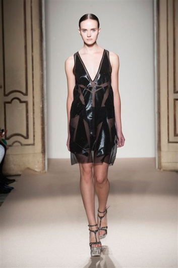 Fotoservizio/SS 2013/WOMEN/CRISTIANO BURANI/DP1/25