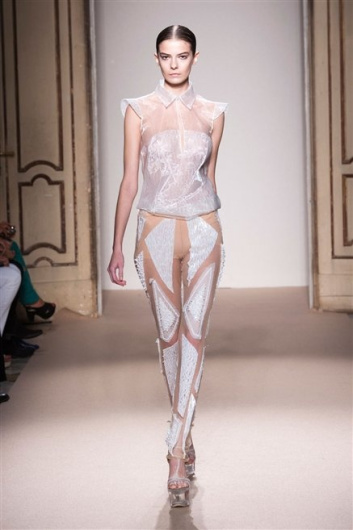 Fotoservizio/SS 2013/WOMEN/CRISTIANO BURANI/DP1/28