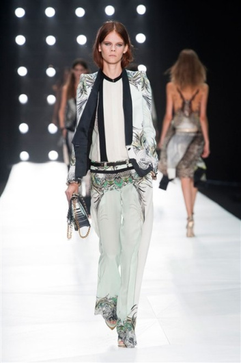 Fotoservizio/SS 2013/WOMEN/ROBERTO CAVALLI/DP1/18