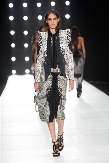 Fotoservizio/SS 2013/WOMEN/ROBERTO CAVALLI/DP1/21
