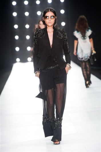 Fotoservizio/SS 2013/WOMEN/ROBERTO CAVALLI/DP1/26