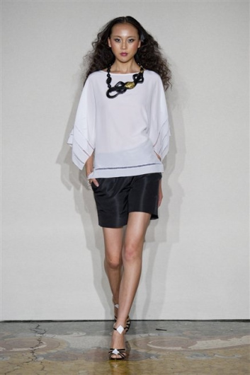 Fotoservizio/SS 2013/WOMEN/LORENZO RIVA/DP1/16