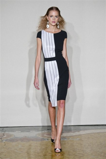 Fotoservizio/SS 2013/WOMEN/LORENZO RIVA/DP1/18