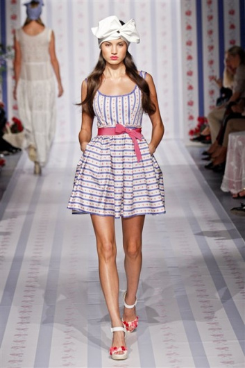 Fotoservizio/SS 2013/WOMEN/LUISA BECCARIA/DP1/11
