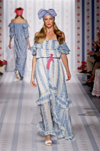 Fotoservizio/SS 2013/WOMEN/LUISA BECCARIA/DP1/25