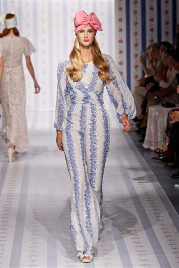 Fotoservizio/SS 2013/WOMEN/LUISA BECCARIA/DP1/27