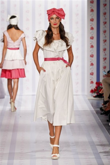 Fotoservizio/SS 2013/WOMEN/LUISA BECCARIA/DP1/30