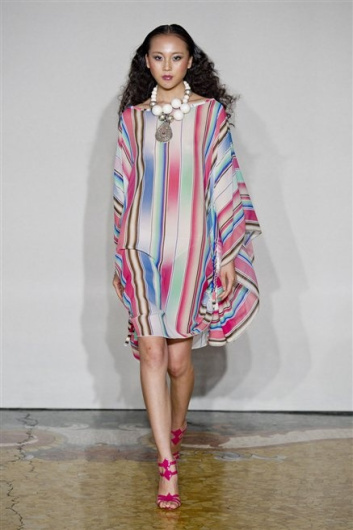 Fotoservizio/SS 2013/WOMEN/LORENZO RIVA/DP1/2