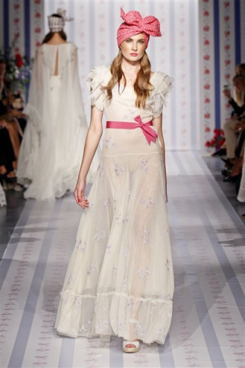 Fotoservizio/SS 2013/WOMEN/LUISA BECCARIA/DP1/41