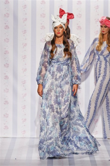 Fotoservizio/SS 2013/WOMEN/LUISA BECCARIA/DP1/43
