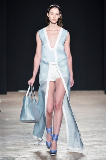 Fotoservizio/SS 2013/WOMEN/SERGEI GRINKO/DP1/1