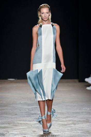 Fotoservizio/SS 2013/WOMEN/SERGEI GRINKO/DP1/4