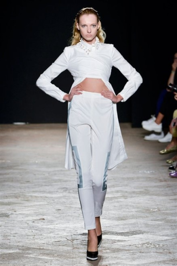 Fotoservizio/SS 2013/WOMEN/SERGEI GRINKO/DP1/8