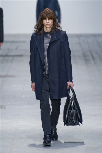 Fotoservizio/FW 2013-2014/MEN/COSTUME NATIONAL HOMME/DP1/3