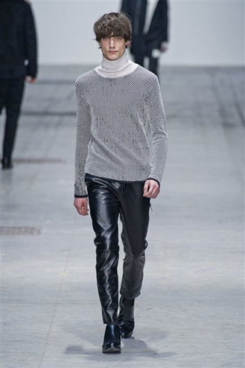 Fotoservizio/FW 2013-2014/MEN/COSTUME NATIONAL HOMME/DP1/11