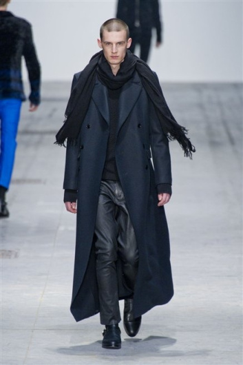 Fotoservizio/FW 2013-2014/MEN/COSTUME NATIONAL HOMME/DP1/27